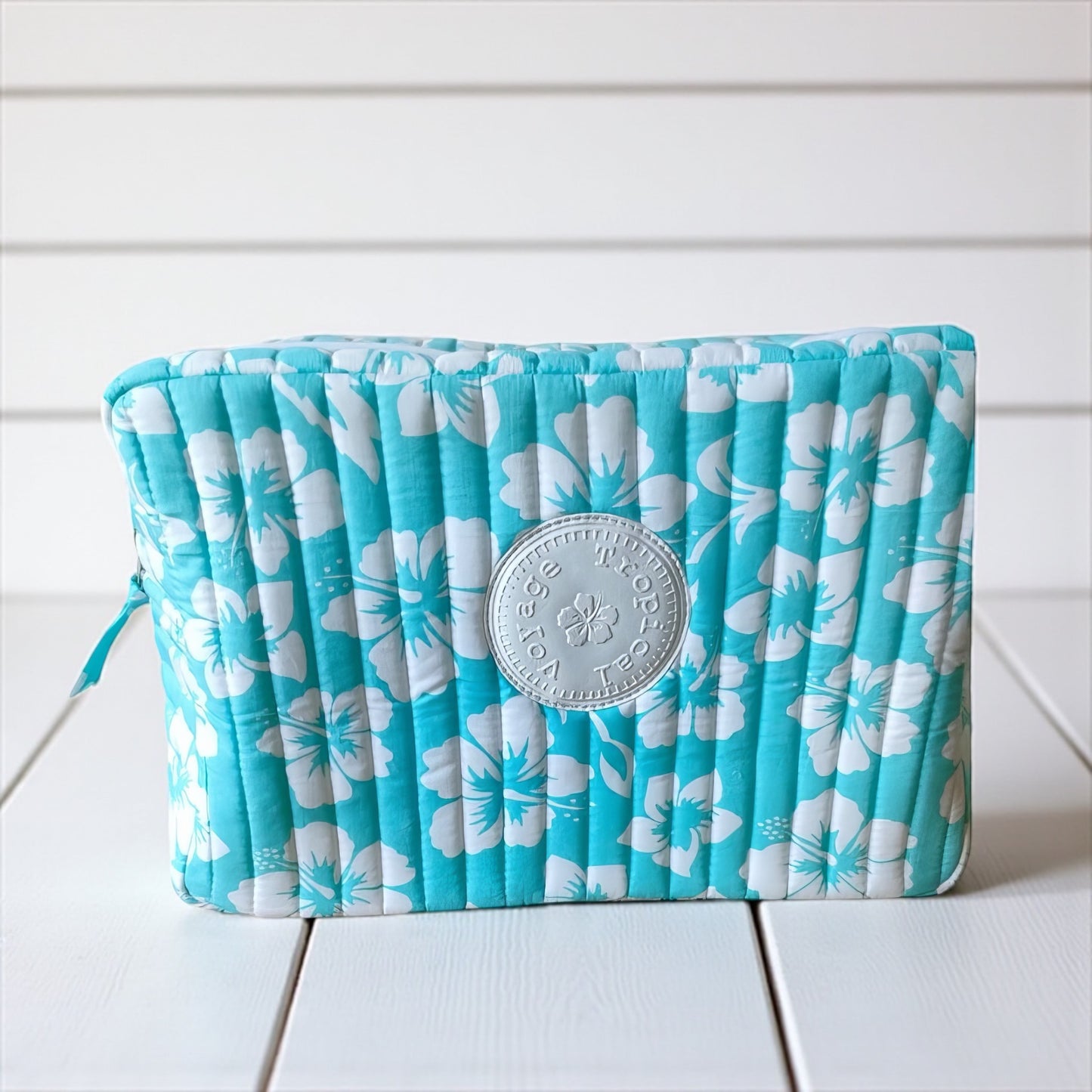 🌺 Trousse Matelassée Imprimé Hibiscus – 100% Coton Lavable