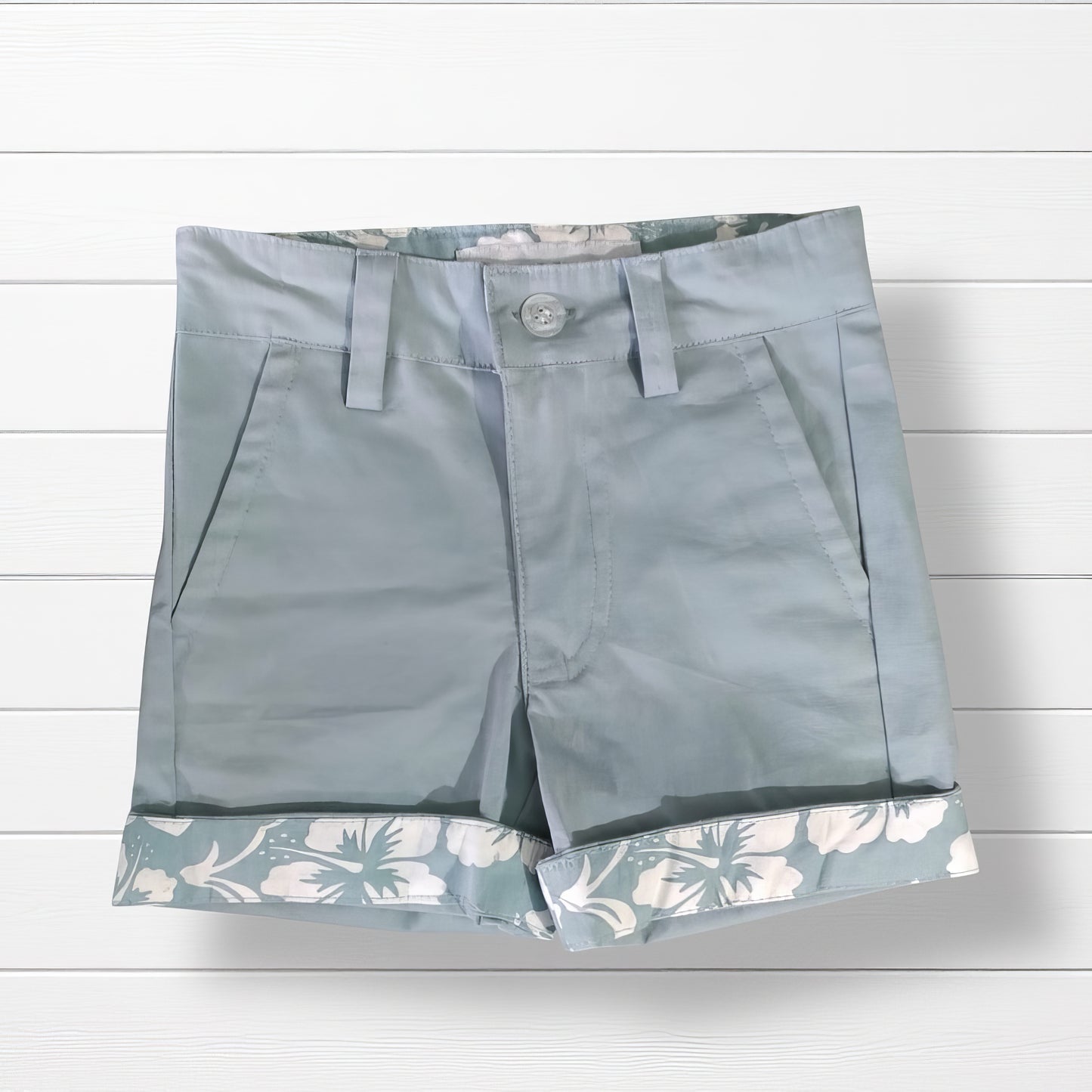 Short garçon avec revers imprimé hibiscus