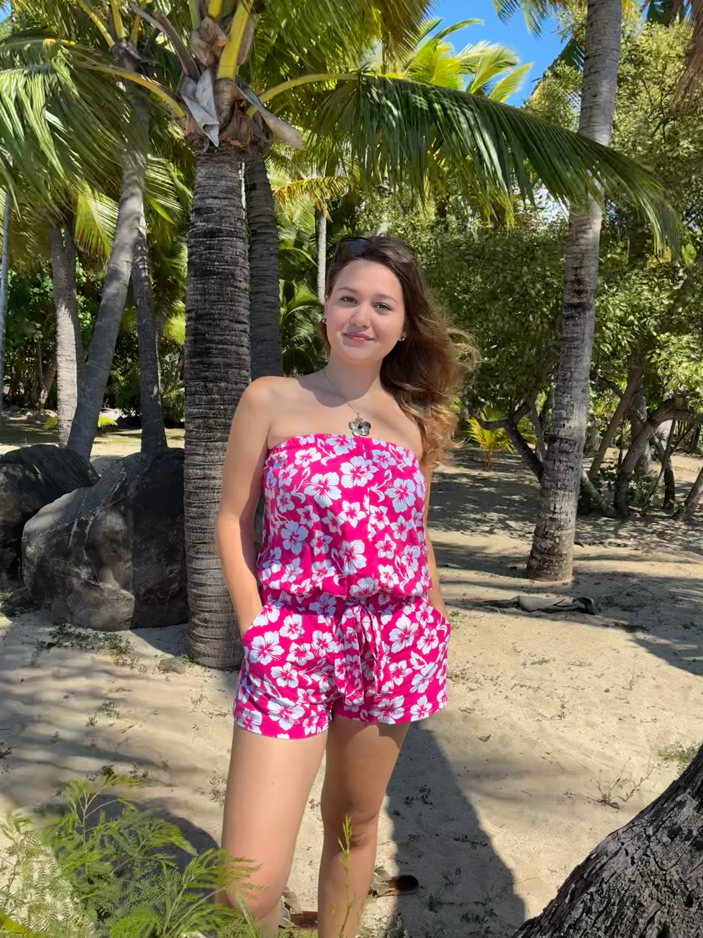 Combinaison short femme hibiscus