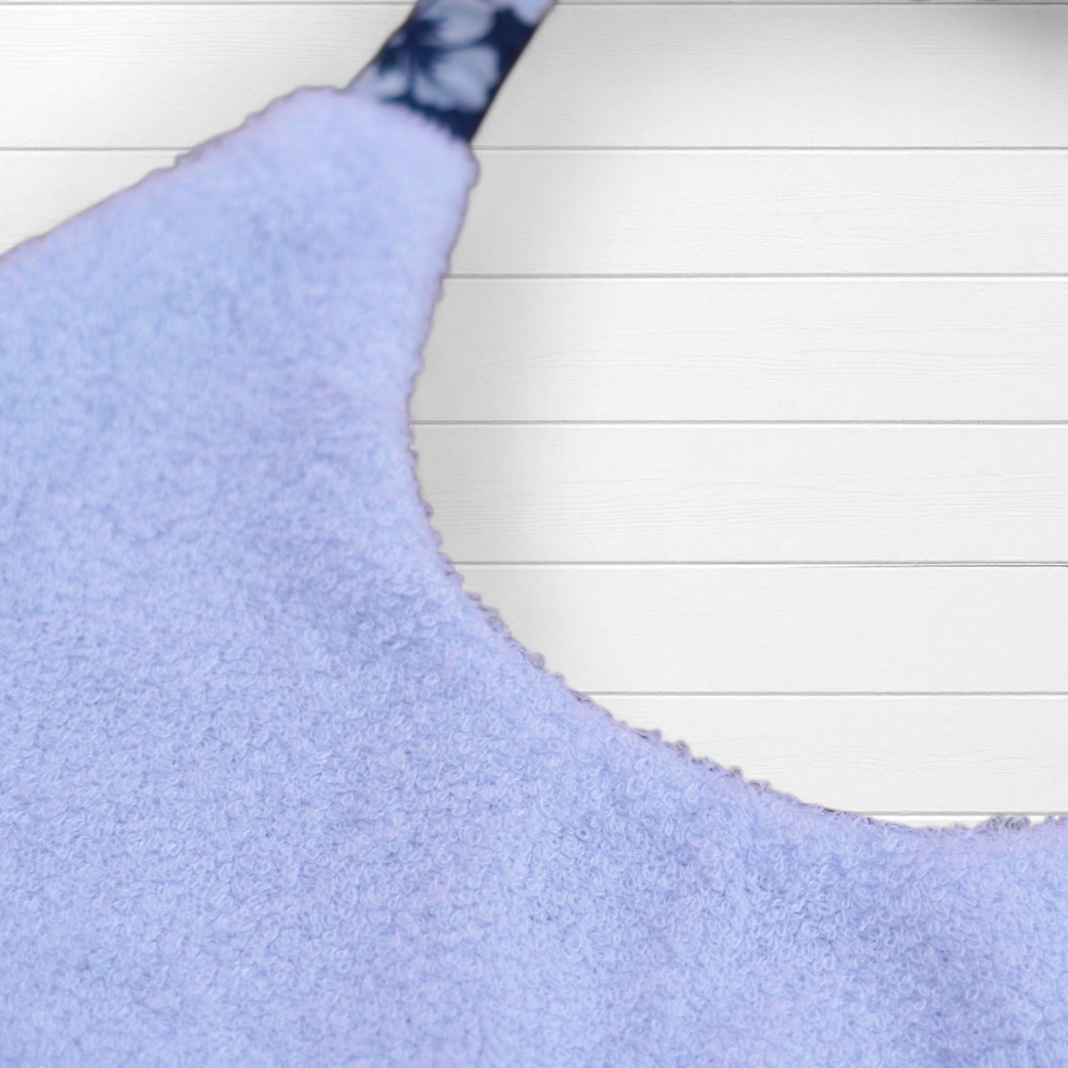 Bavoir large bébé imprimé hibiscus