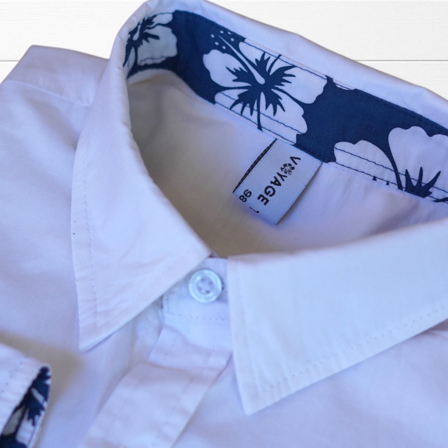 Chemise homme manches longues avec revers imprimé hibiscus et  coudières