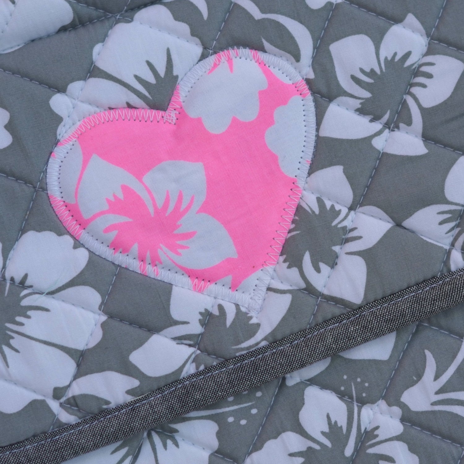 Quilted Hibiscus Bread Bag