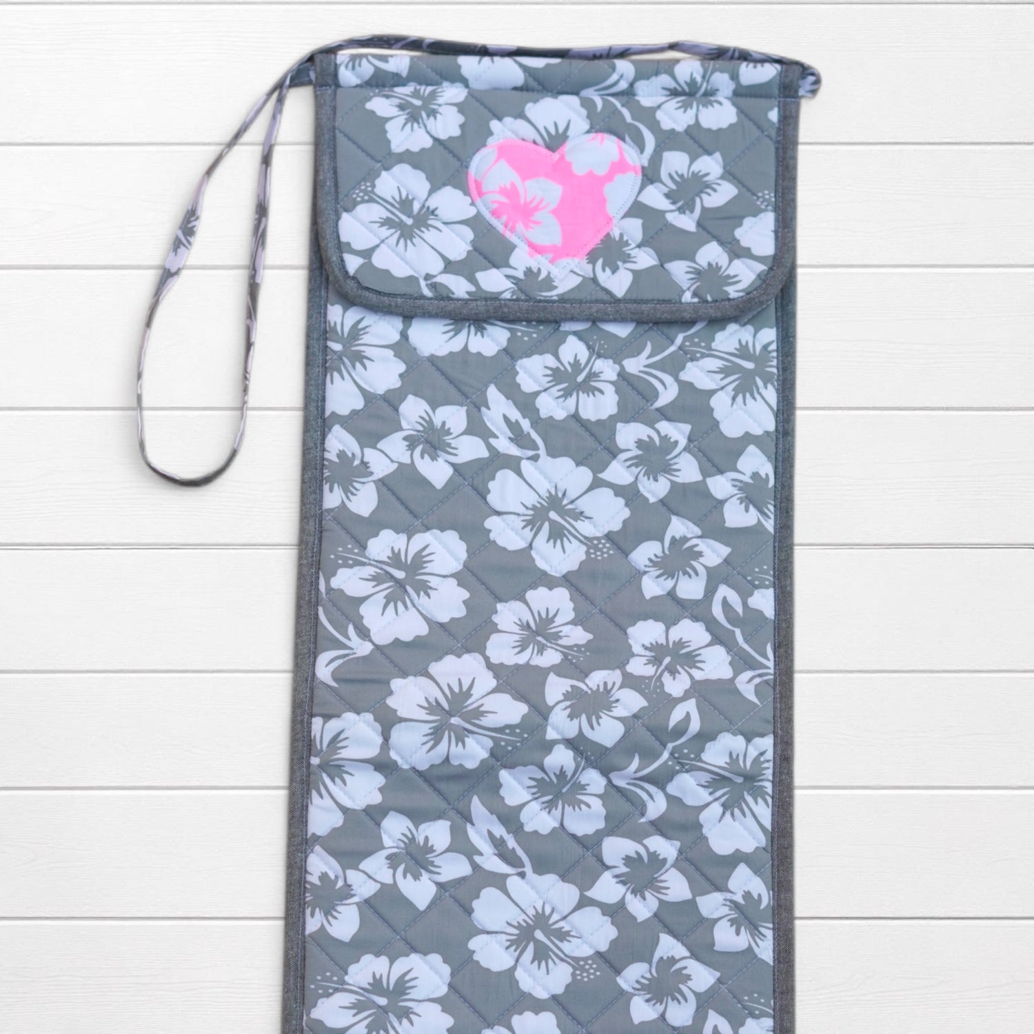 Quilted Hibiscus Bread Bag