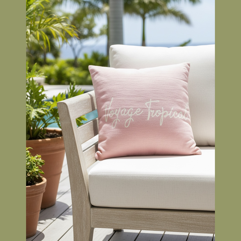 Housse de coussin  et son imprimé Voyage Tropical