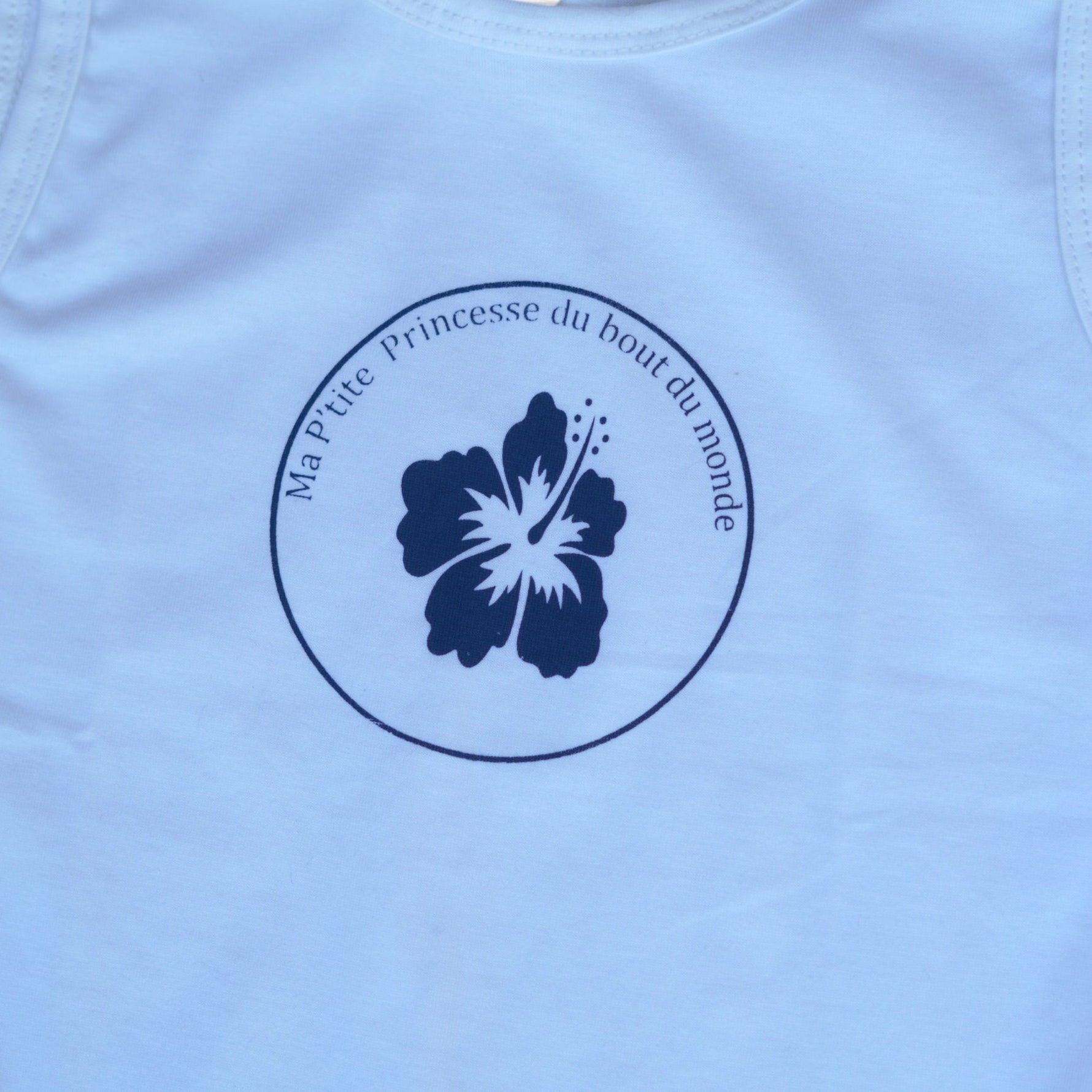 Photo du produit : T-shirt fille imprimé petite princesse du bout du monde