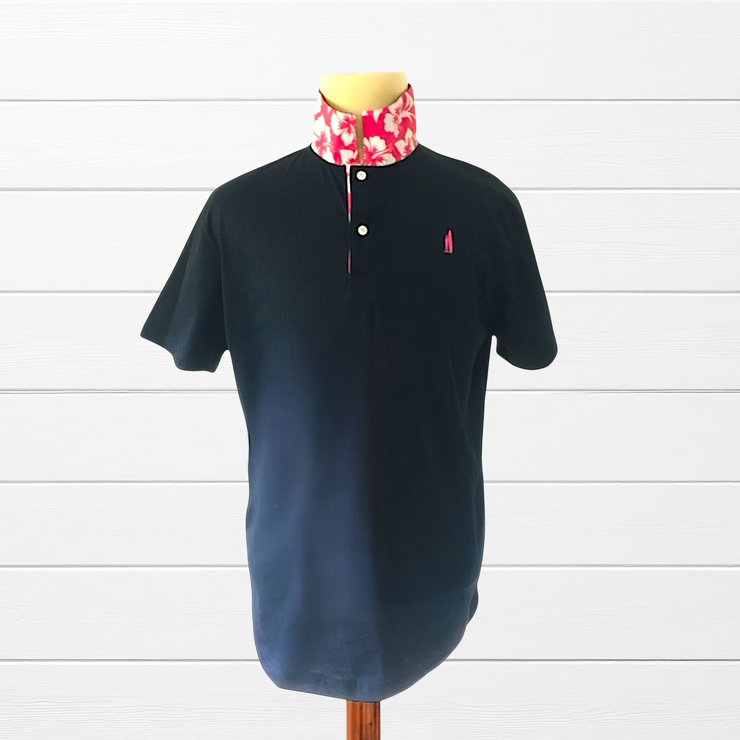 Men's Polo 98 with hibiscus print on collar and back – Sizes S to XL